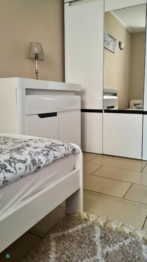 Pod Brzozami Apartamenty Chrobrego 53C Ustronie Morskie Bagian luar foto